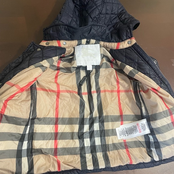 Toddler Burberry jacket - Picture 2 of 3